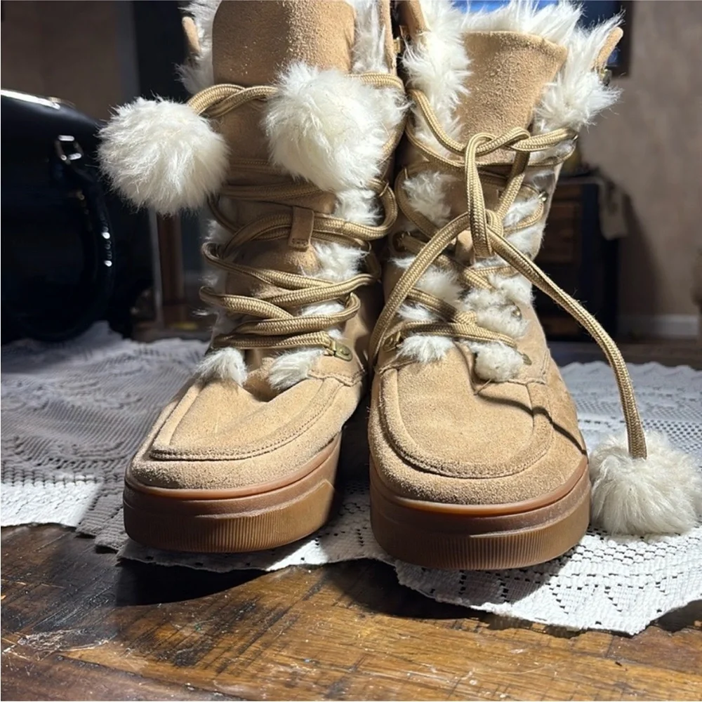 Michael Kors Lace Up Boots, Dk Khaki Size 7.5 - Picture 3 of 12